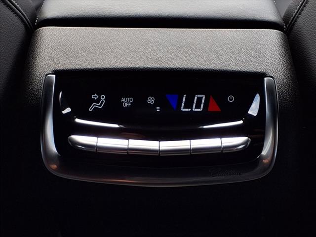 2025 Cadillac XT6 Luxury