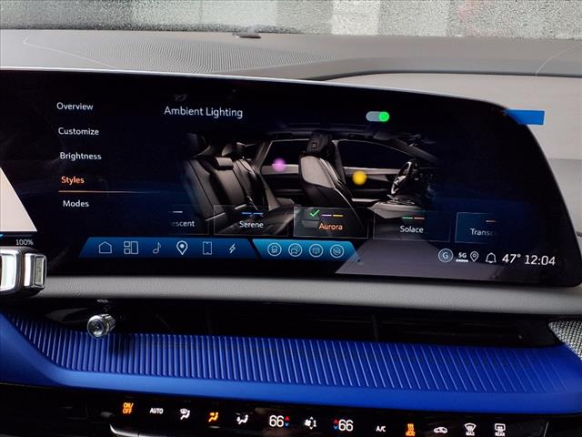 2025 Cadillac OPTIQ Luxury 1