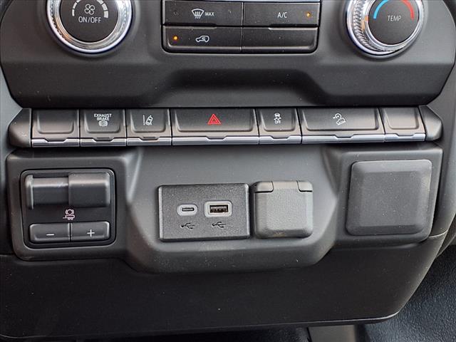 2025 GMC Sierra 2500HD Pro