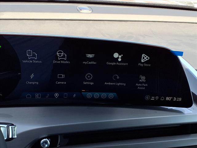 2026 Cadillac VISTIQ Luxury