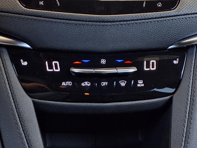 2025 Cadillac XT6 Luxury