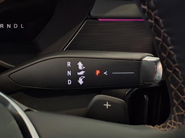2025 GMC Acadia AT4