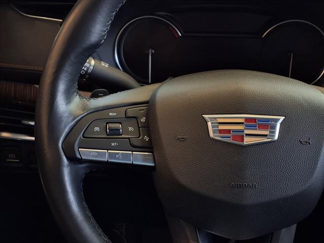 2020 Cadillac XT4 Premium Luxury