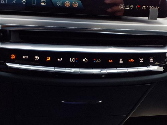 2025 Cadillac LYRIQ Sport 3