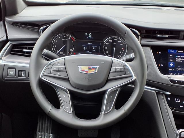 2025 Cadillac XT5 Luxury