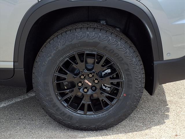 2025 GMC Acadia AT4