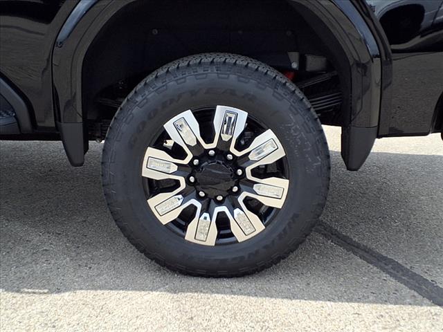2025 GMC Sierra 2500HD Denali