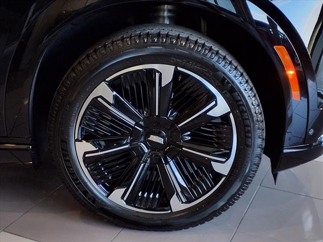 2025 Cadillac Escalade IQ Sport 2