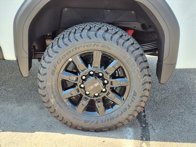 2025 GMC Sierra 2500HD AT4