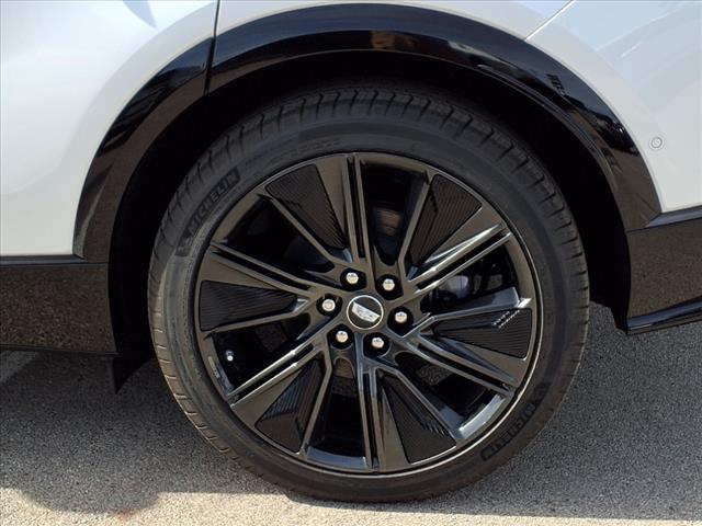 2025 Cadillac LYRIQ Sport 3