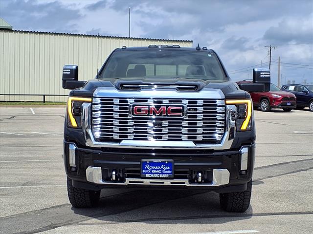 2025 GMC Sierra 2500HD Denali