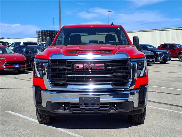 2025 GMC Sierra 2500HD Pro