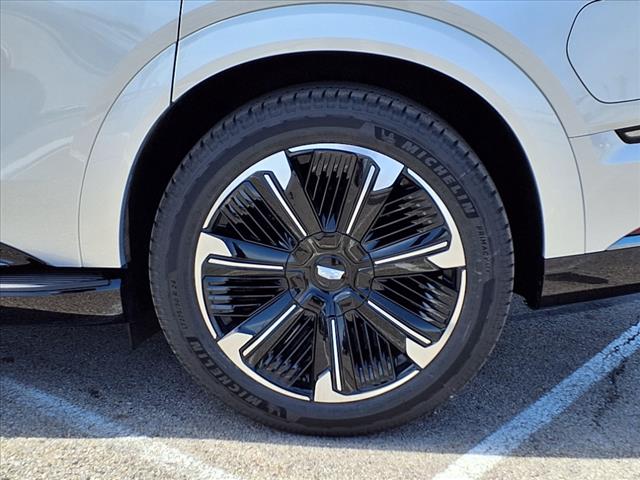 2025 Cadillac Escalade IQ Sport 2