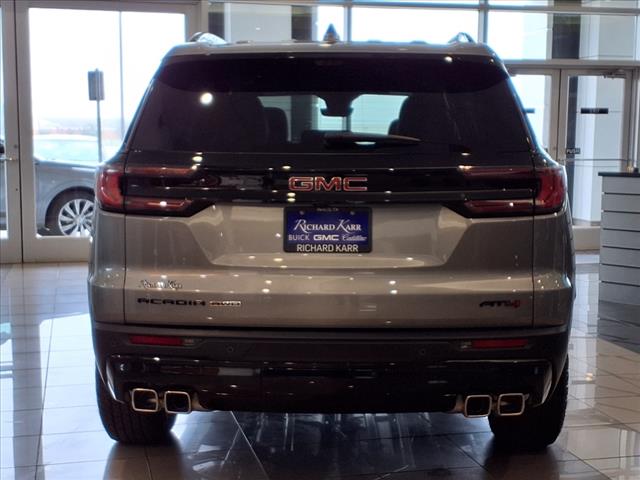 2025 GMC Acadia AT4