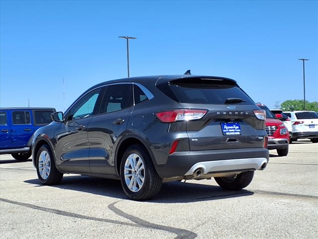 2020 Ford Escape SE