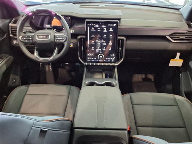 2025 GMC Acadia AT4