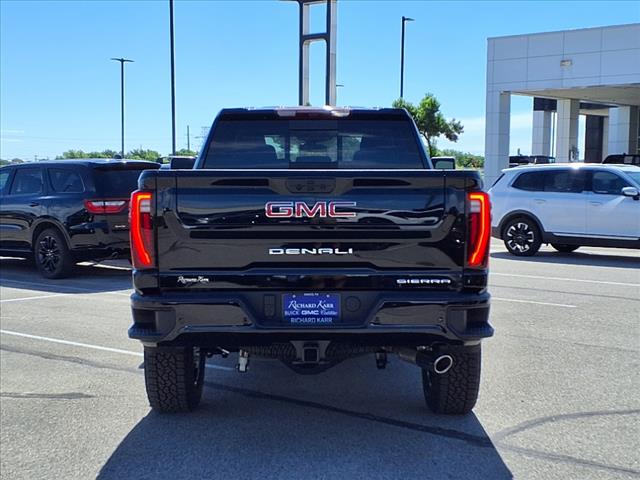 2025 GMC Sierra 2500HD Denali