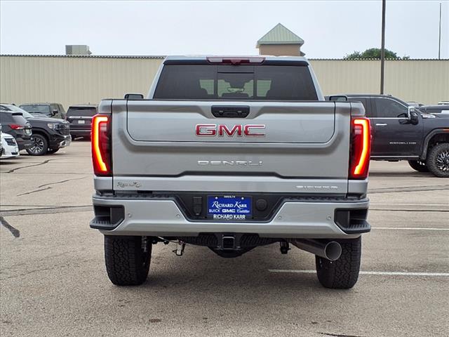 2025 GMC Sierra 2500HD Denali