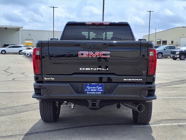 2025 GMC Sierra 2500HD Denali