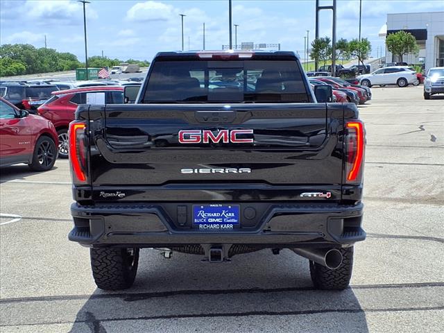 2025 GMC Sierra 3500HD AT4