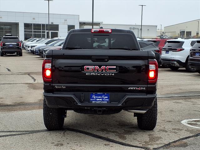 2025 GMC Canyon AT4