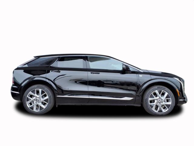 2025 Cadillac OPTIQ Luxury 1