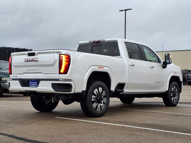 2025 GMC Sierra 2500HD Denali