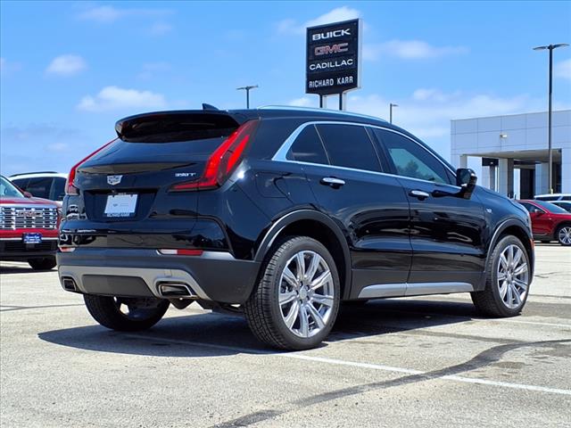 2021 Cadillac XT4 Premium Luxury