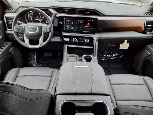 2025 GMC Sierra 2500HD Denali