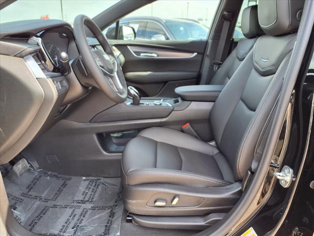 2025 Cadillac XT5 Luxury