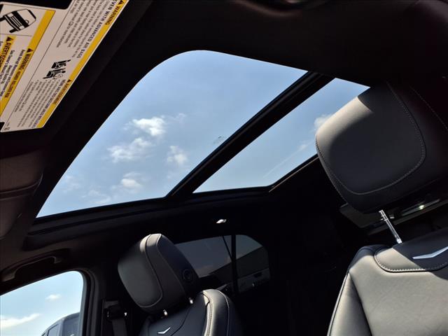 2021 Cadillac XT4 Premium Luxury