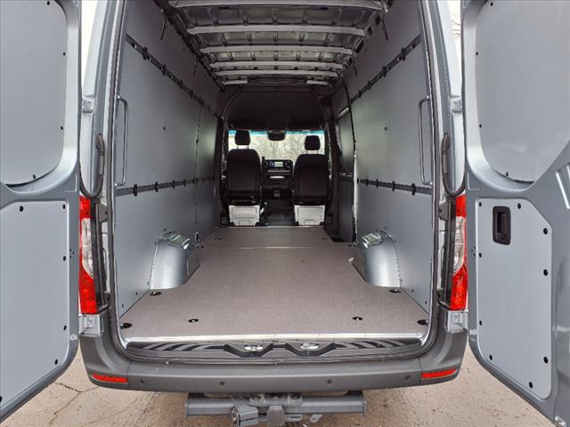 2025 Mercedes-Benz Sprinter 2500