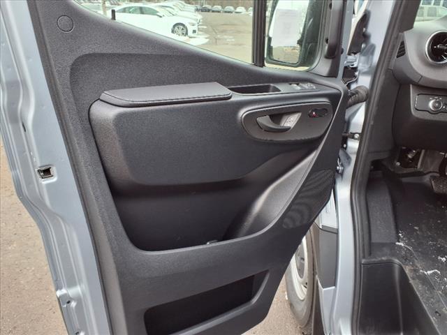 2025 Mercedes-Benz Sprinter 2500