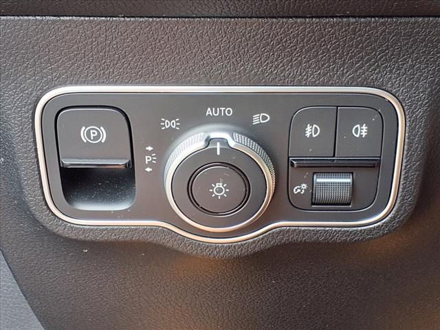 2024 Mercedes-Benz GLB GLB 250 4MATIC