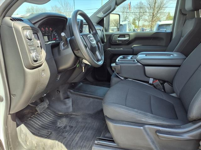 2022 GMC Sierra 2500HD Pro