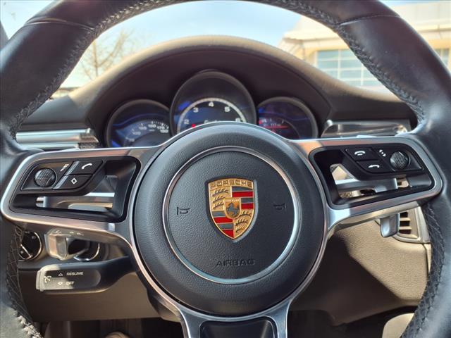2015 Porsche Macan Turbo