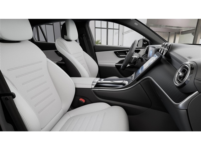 2025 Mercedes-Benz GLC GLC 300 4MATIC