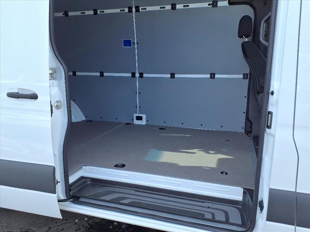 2025 Mercedes-Benz Sprinter 2500