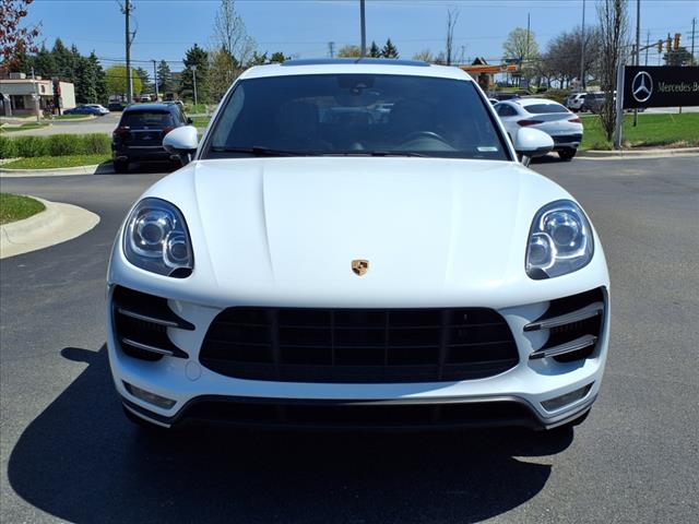 2015 Porsche Macan Turbo