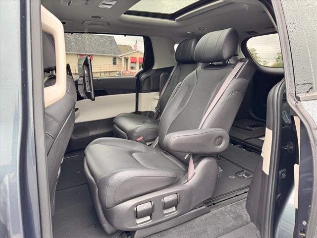 2022 Kia Carnival SX