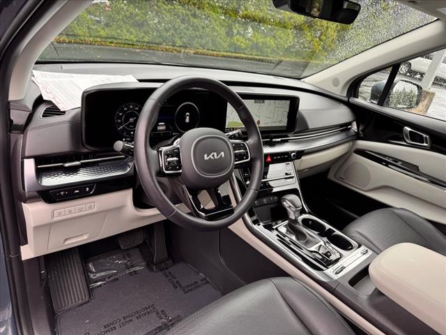 2022 Kia Carnival SX