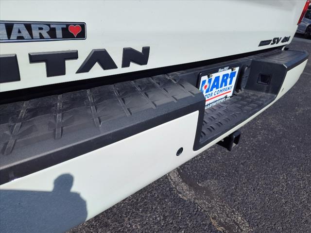 2023 Nissan Titan SV