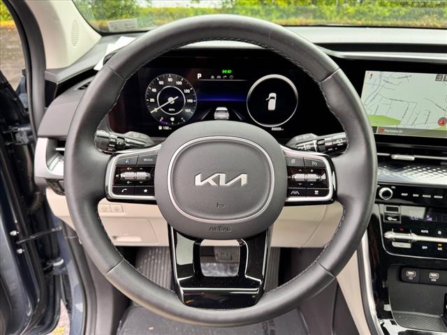 2022 Kia Carnival SX