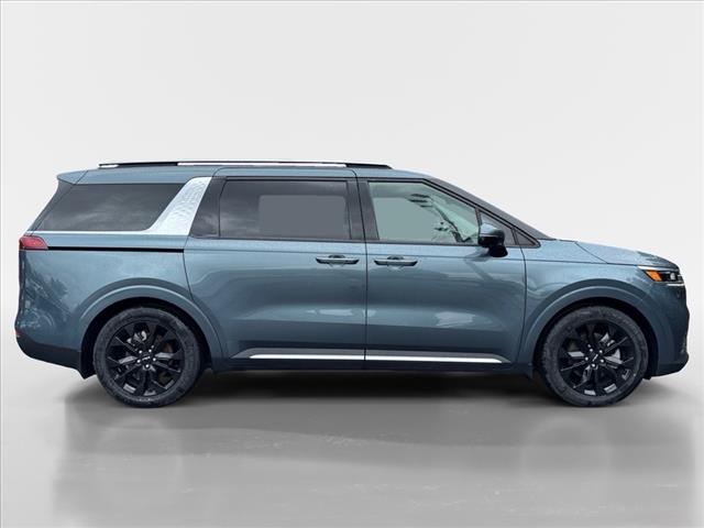 2022 Kia Carnival SX