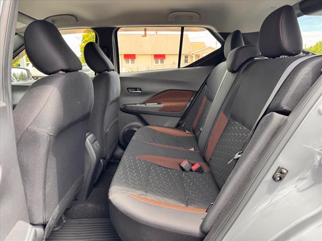 2023 Nissan Kicks SR