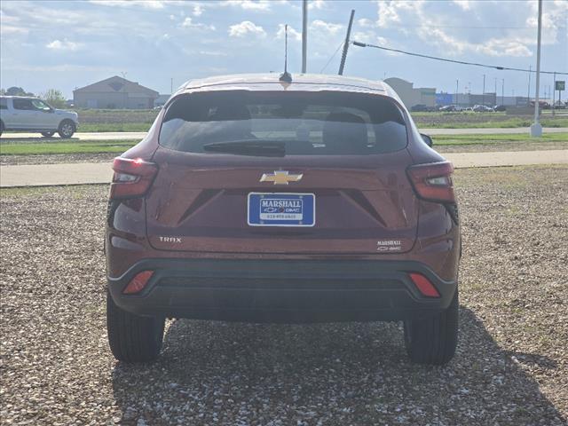 2025 Chevrolet Trax LS