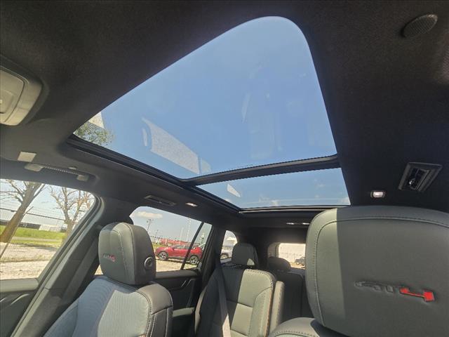 2025 GMC Acadia 