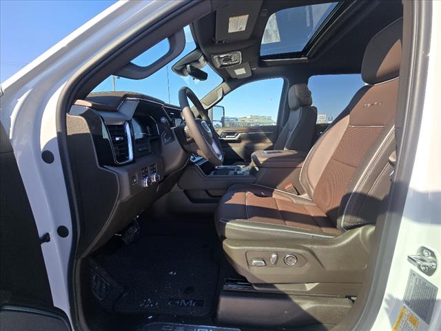 2025 GMC Sierra 2500HD Denali