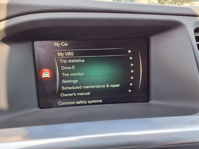 2017 Volvo V60 Cross Country 