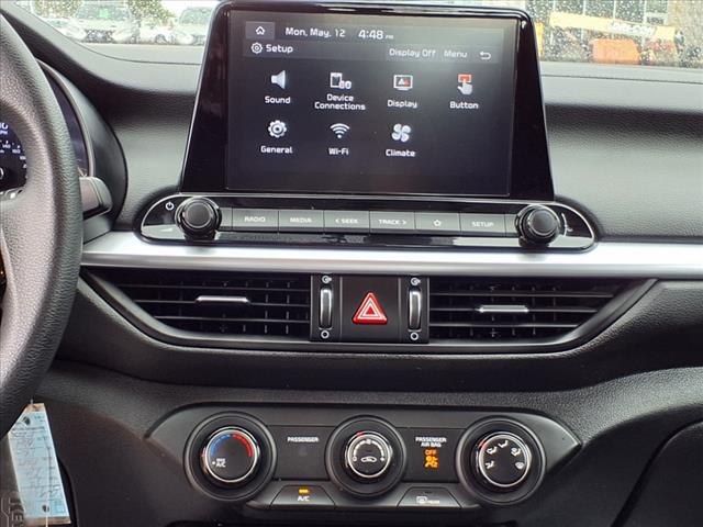 2023 Kia Forte LX